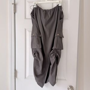 ⚡️ FLASH SALE⚡️ Cargo parachute utility skirt in Gray • SMALL
